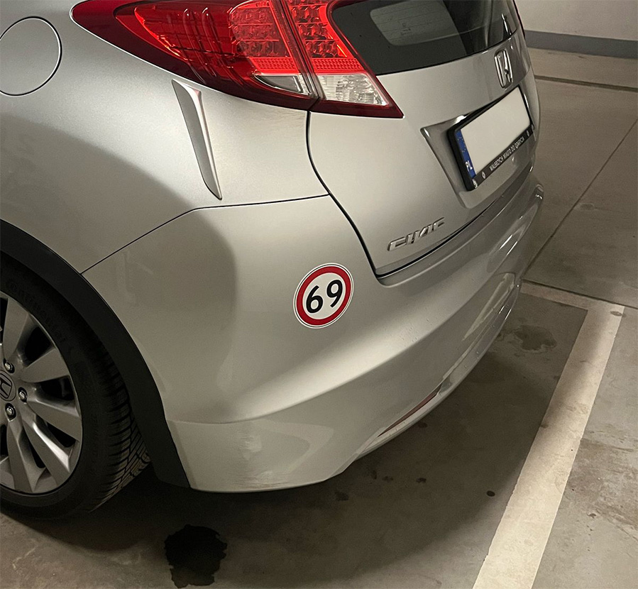 Rotating gallery image 6